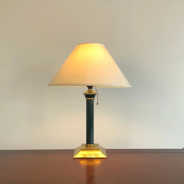 アンティーク調テーブルランプ(株式会社キシマ　レトロ品)