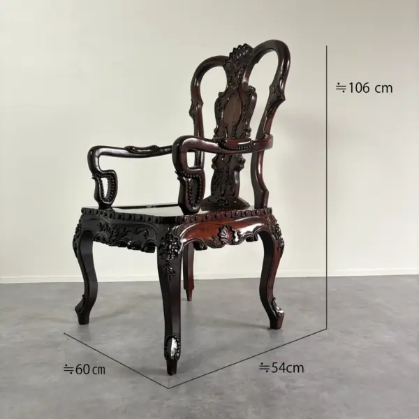 ロココ様式　ハイレリーフ彫刻が美しいガブリオールレッグアームチェア - 画像 (10)