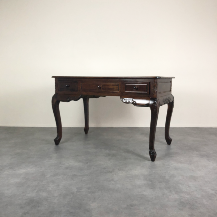 エレガントな猫足(カブリオールレッグ) アンティークデスク