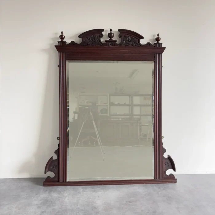 大きめの英国アンティークミラー | ペディメント装飾×ヴィクトリアン